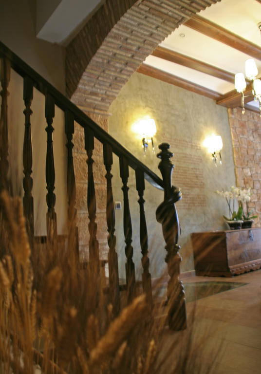 Hotel Castillo De Alquézar Екстериор снимка